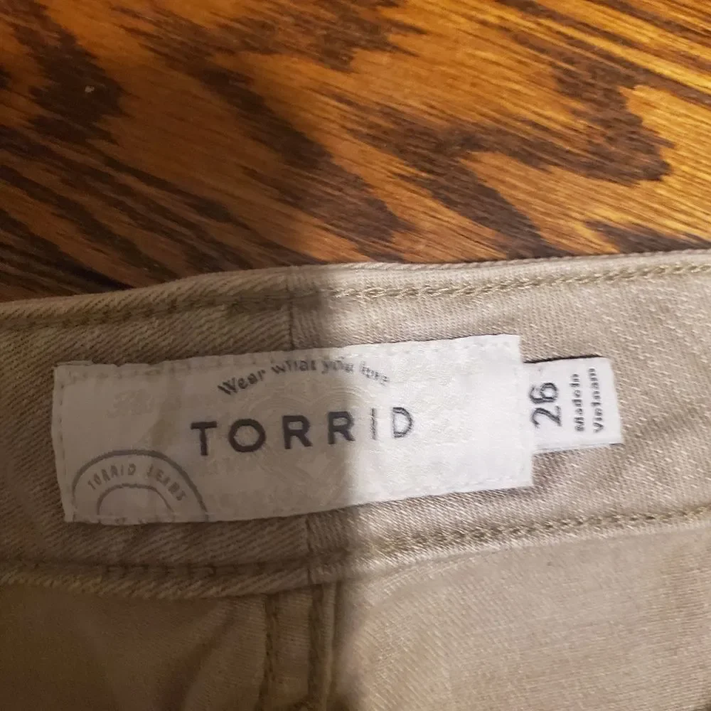 Torrid tan jean cutoff shorts sz 26